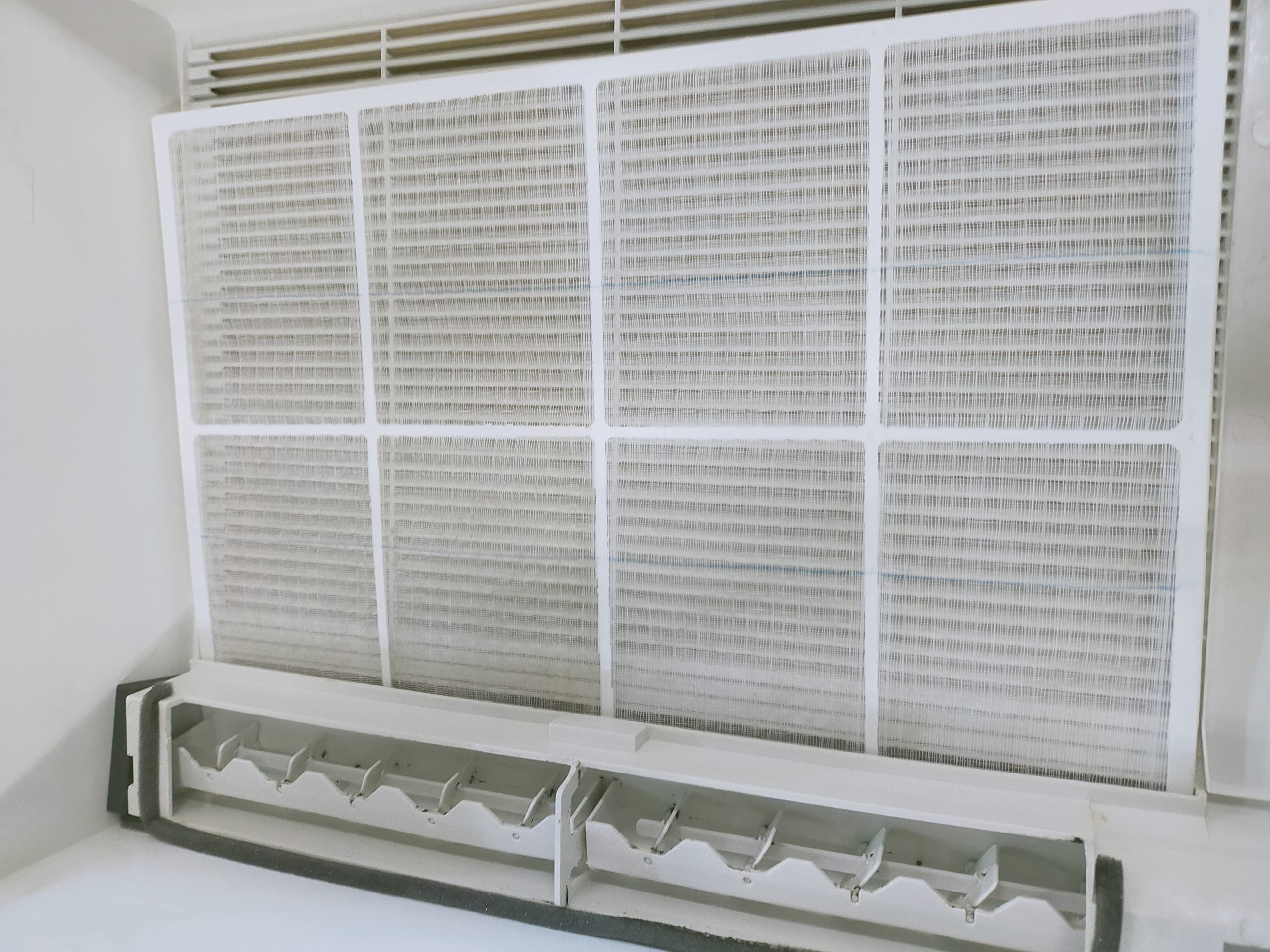 Amazon | コロナ：冷暖房窓用エアコン(シェルホワイト)/CWH-A1820-WS