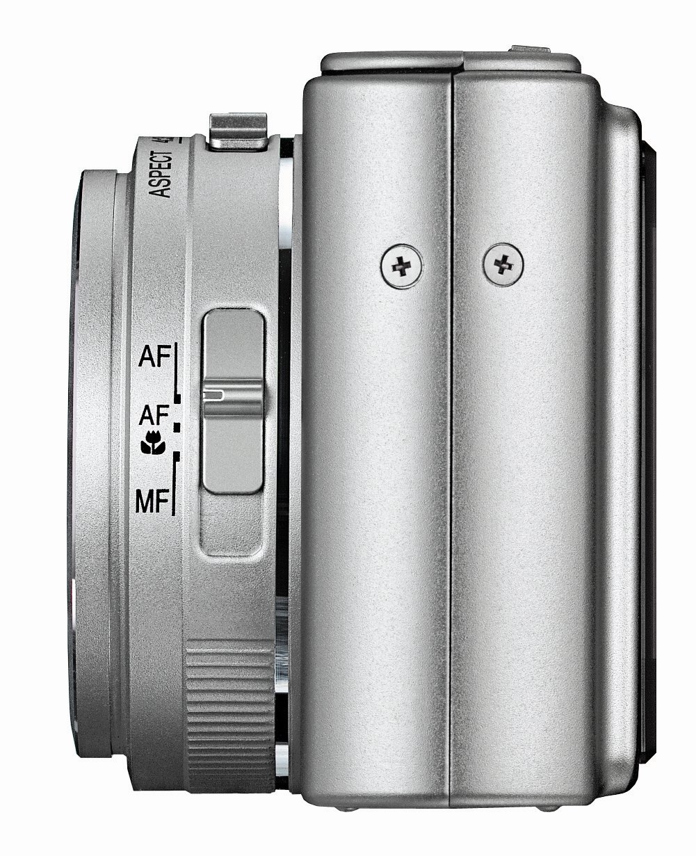 Amazon.com : Leica D-LUX 3 10MP Digital Camera with 4x Wide Angle