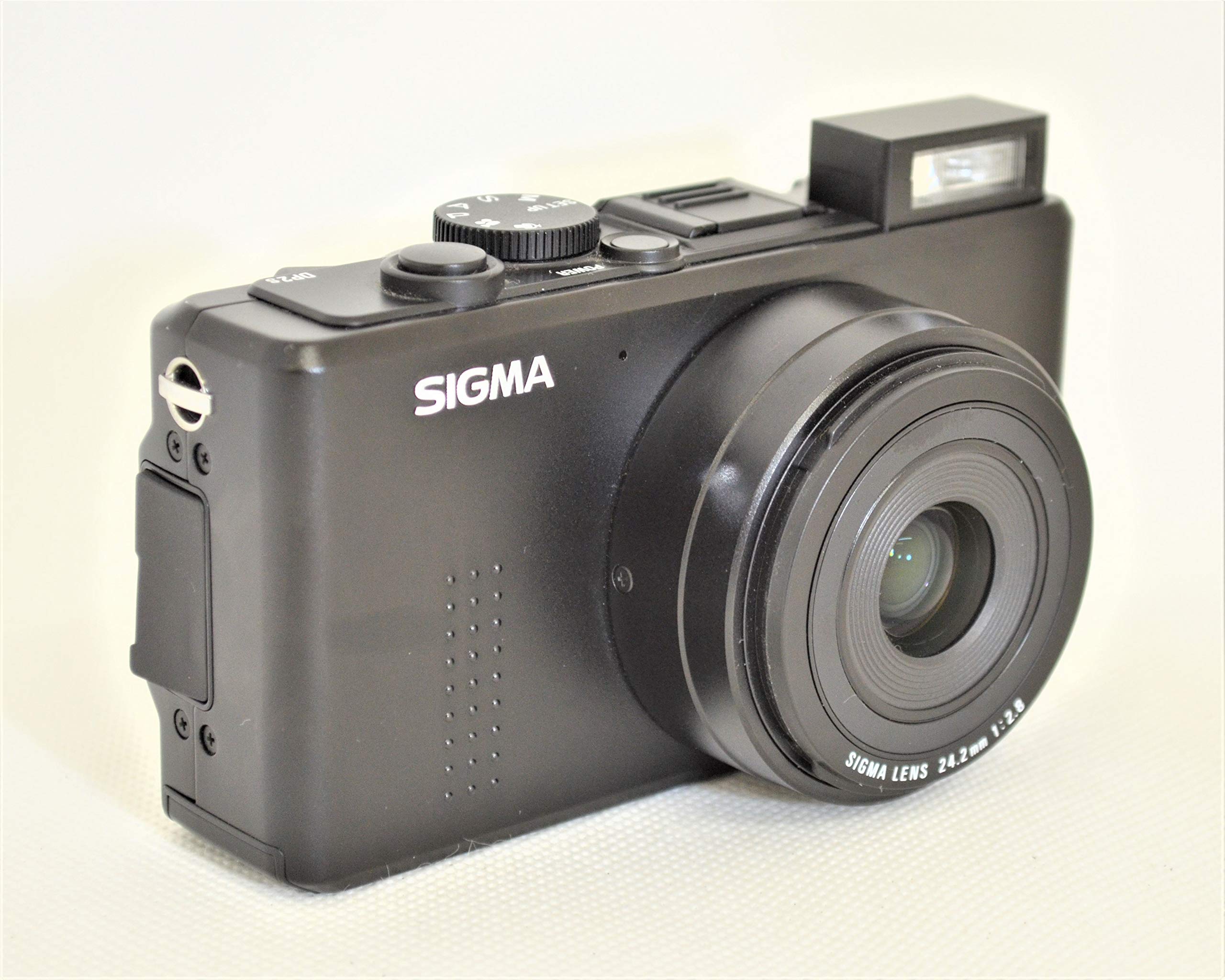 Amazon.com : Sigma DP2S 14MP X3 FOVEON CMOS Digital Camera with