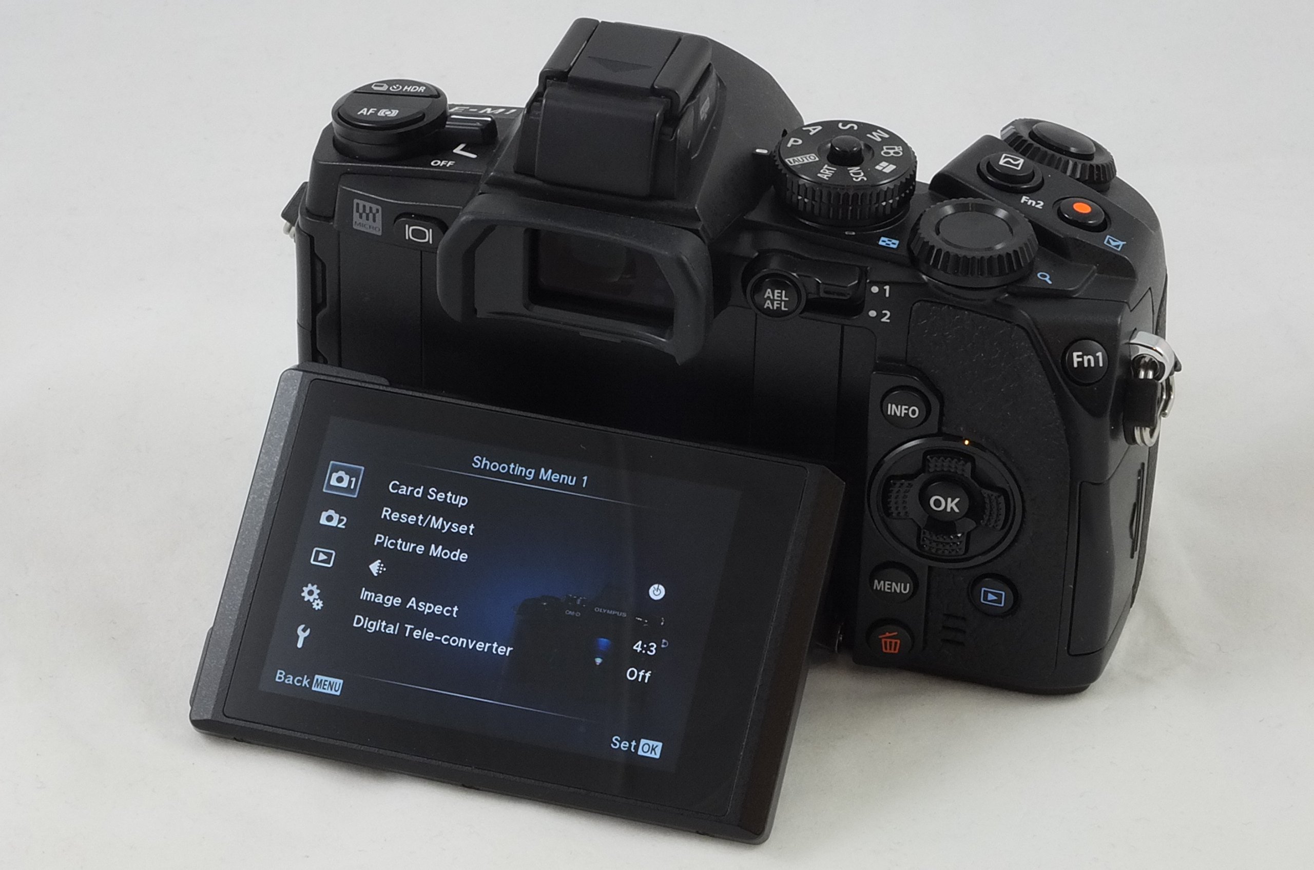 Amazon | Olympus OM-D E-M1 - Digital camera - High Definition