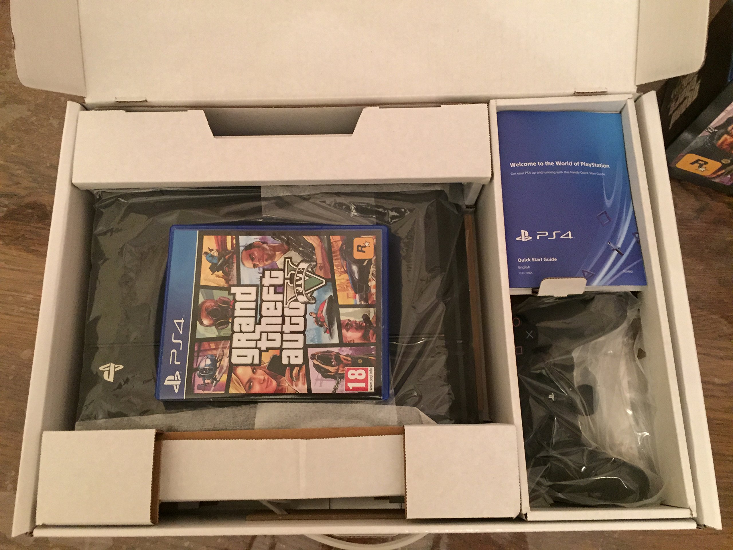 Sony PS4 Console with Grand Theft Auto V (PS4) : Amazon.co.uk: PC