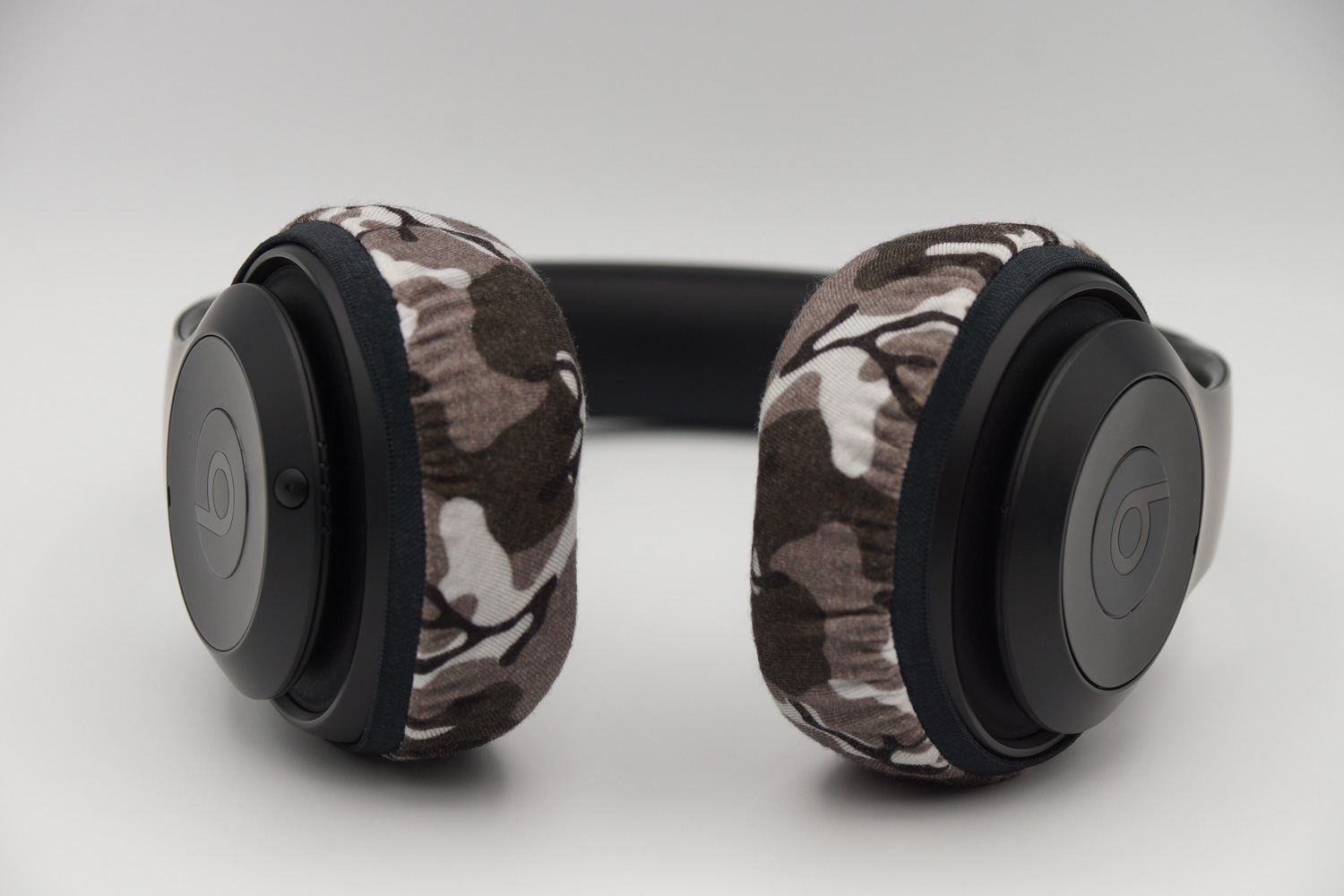 Beats Studio3 Wirelessのイヤーパッドを修理する場合