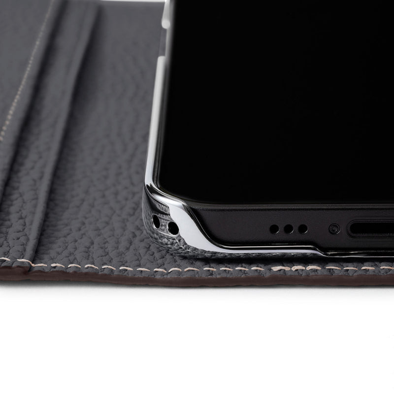 ダイアリーケース(iPhone 15 Pro)シュリンクレザー チャコールグレー