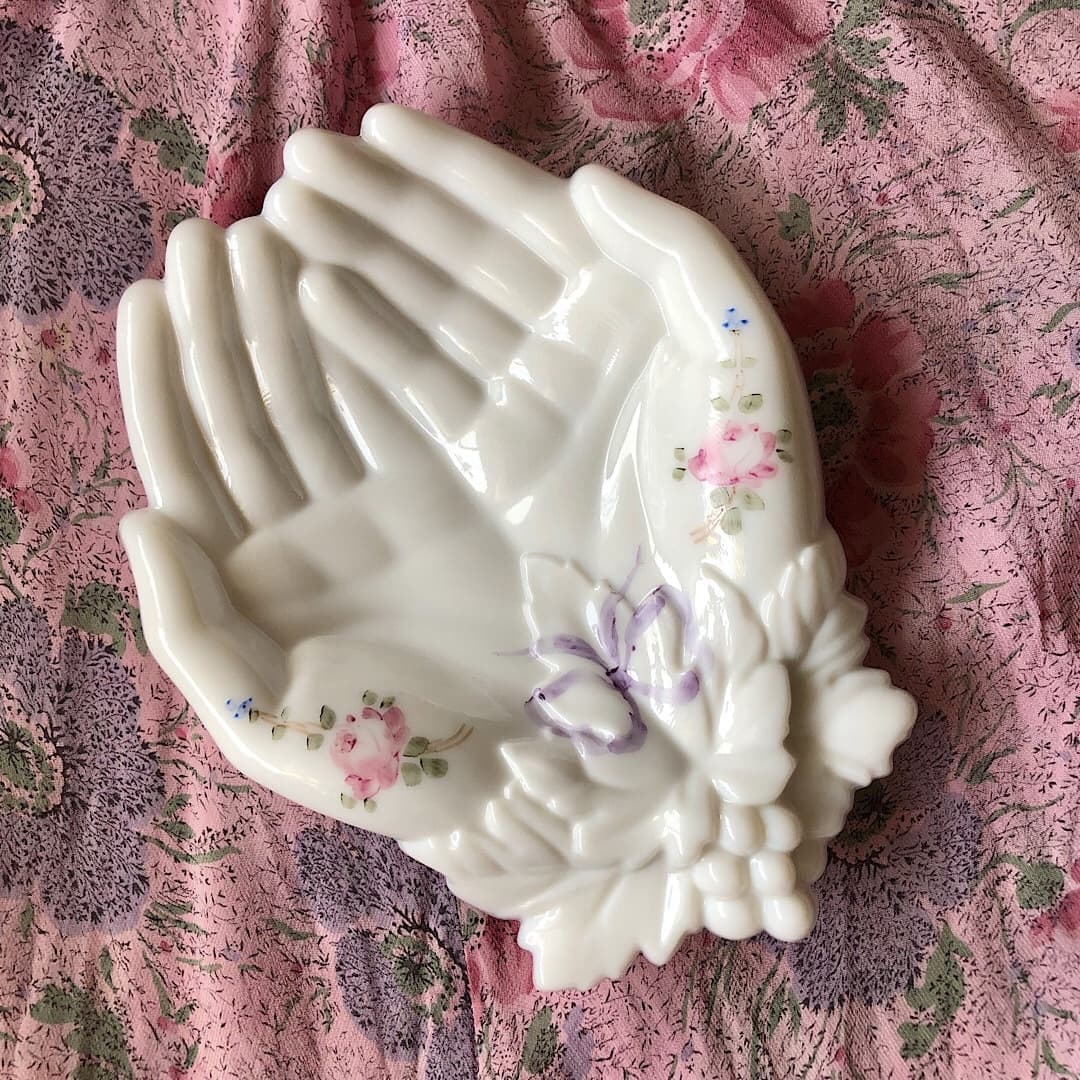 AVON ミルクガラス ハンドトレイ 両手 アンティーク 蚤の市 AVON