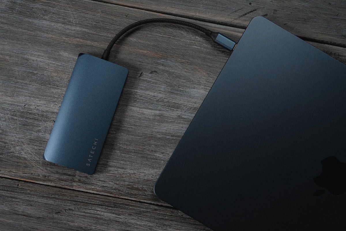 Satechi V3 マルチ USB-C ハブ 8-in-1レビュー：USB-Aポートがないハブ