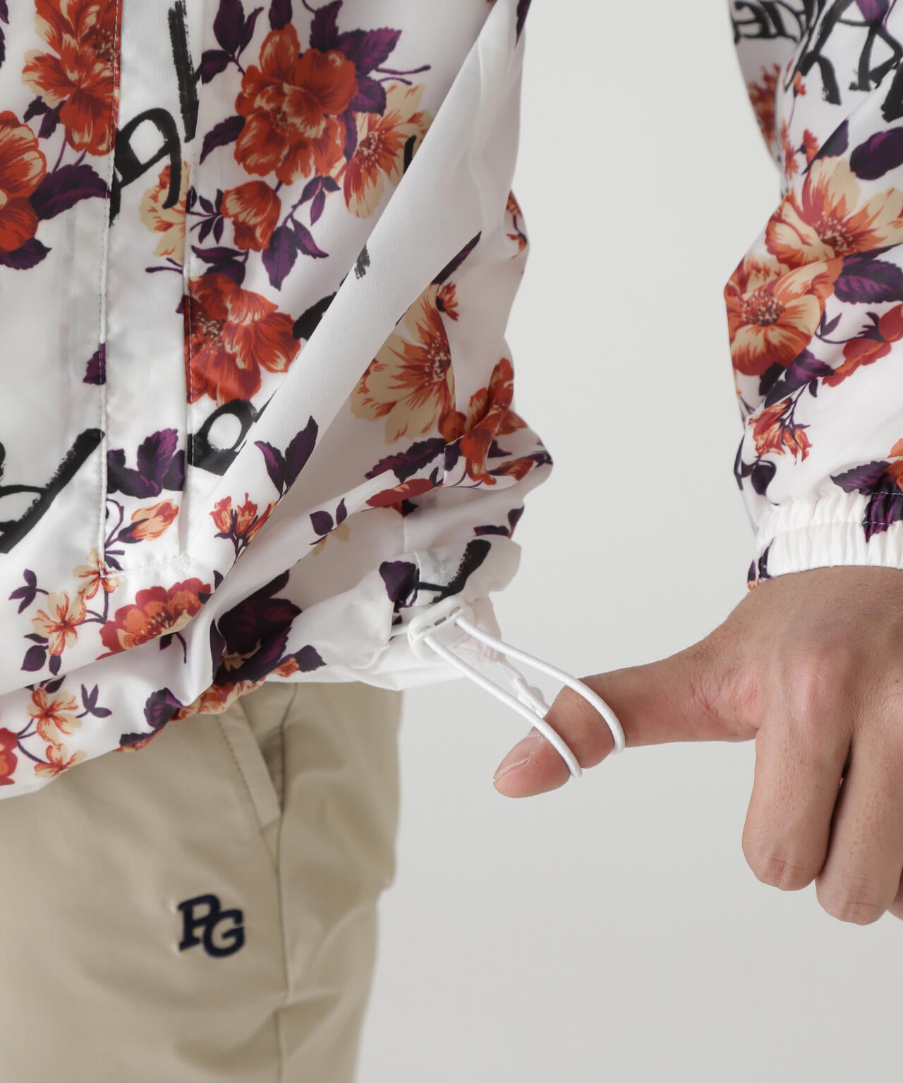 Peミニリップ中綿ジップアップブルゾン ＜繊細花柄＞ | PEARLY GATES