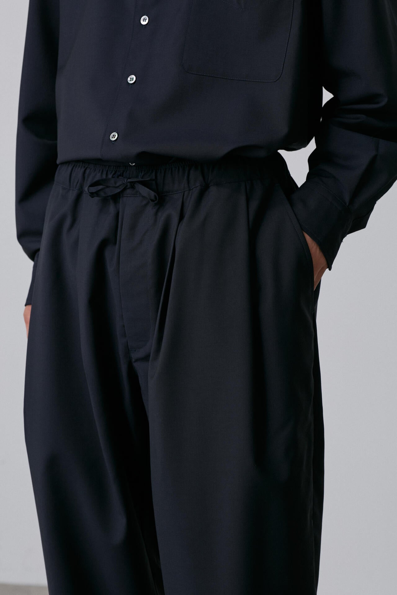 別注］SEVEN BY SEVEN / TUCK PANTS | THE LIBRARY（ザ ライブラリー