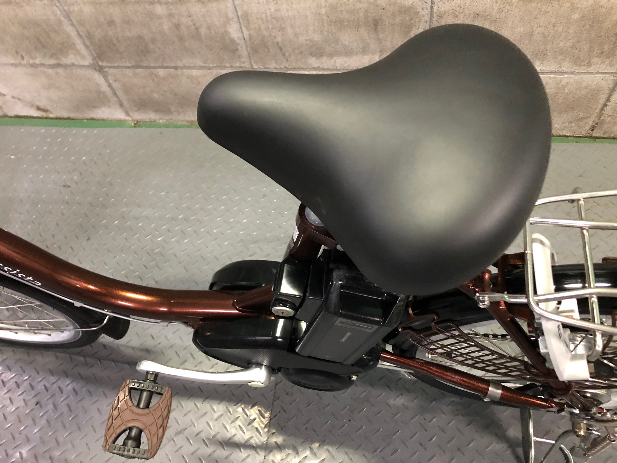 SOLD OUT】電動自転車 ブリヂストン ASSISTA 20インチ 8.7Ah 茶 | 国産