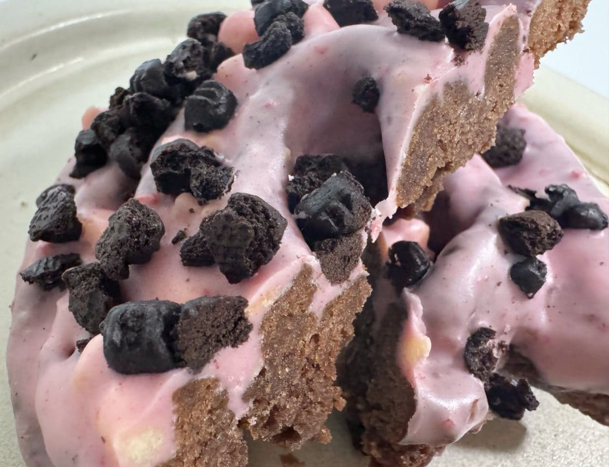 ザクザク食感の限界突破】ファミマに“ブラックサンダー”が襲来！ご当地