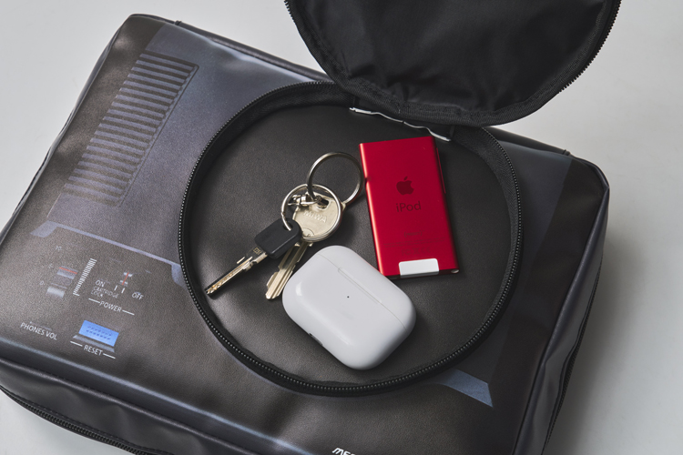 セブン-イレブン限定】セガファン注目！あの『メガドラ』がポーチ付録