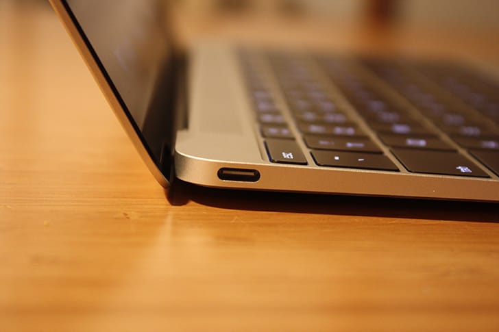 12インチMacBook (Early 2016) レビュー／シリーズ唯一1kgを切る