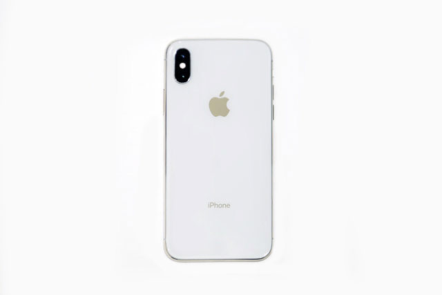 注目機種「iPhone X」を徹底レビュー！10周年を節目に史上最大の変化を