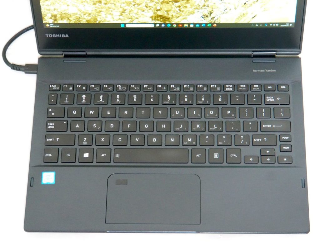 東芝 2in1ノート PORTEGE X20W-E i7-8650U M.2 512GB【整備済み】 - NEKTAR