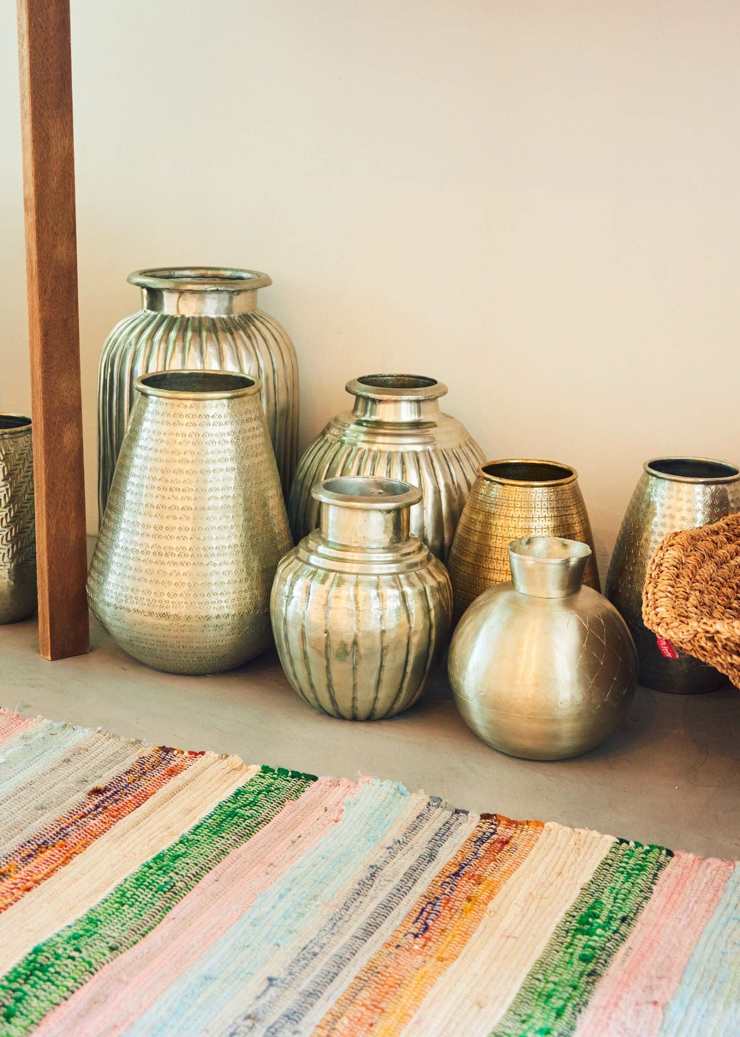 Aluminium Vase Star Hammered | Pasand by ne Quittez pas | パサン