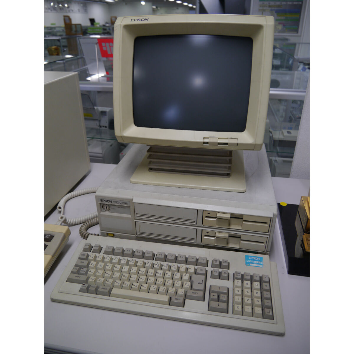 変革の軌跡～NECが歩んだ125年(10) 国民機「PC-9801」誕生、栄華を極め