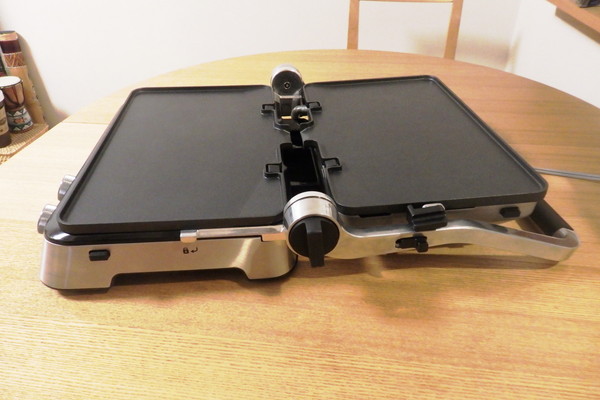 デロンギ「マルチグリル BBQ & コンタクトグリルプレート」レビュー