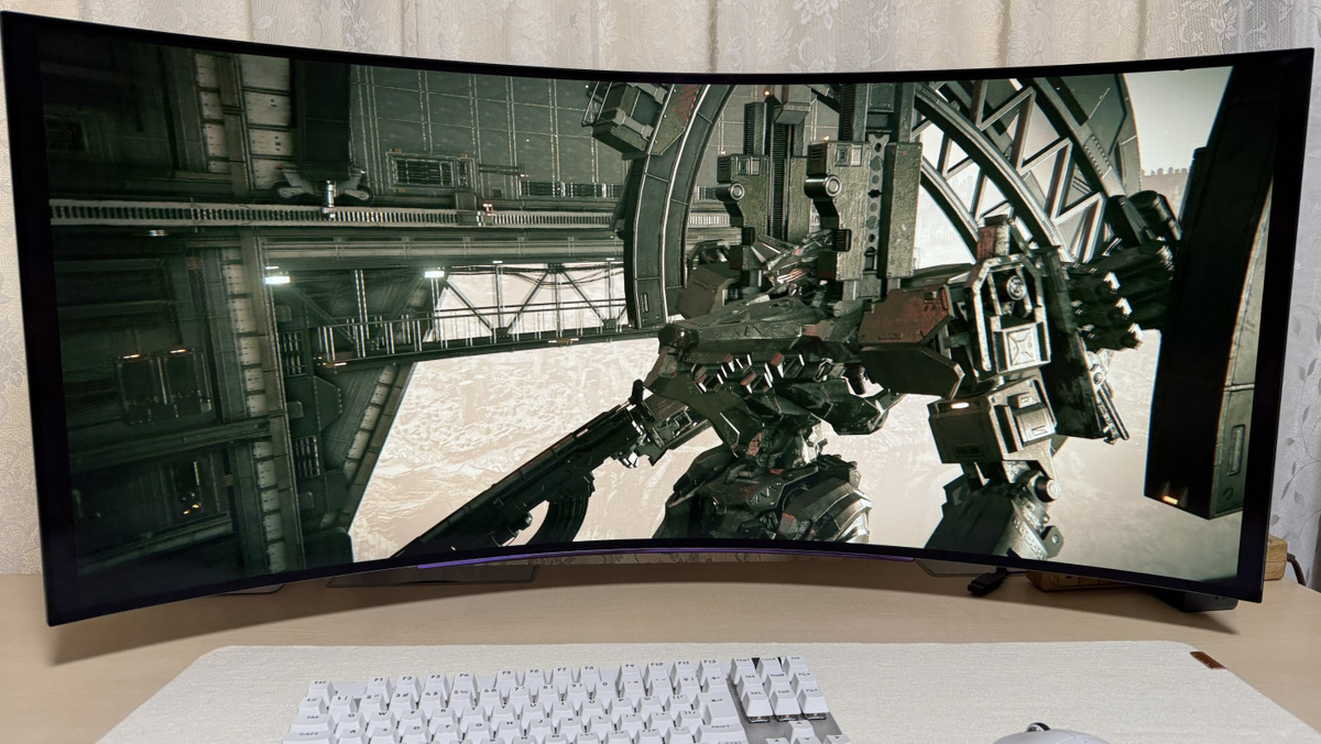 ガッツリ曲がった大画面ゲーミングモニター「LG 45GS96QB-B」で『ACVI