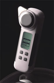 アイケアできる美顔機「プラチナホワイト ソニック」新発売 – 健康美容