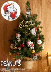 スヌーピーの壁掛けクリスマスツリーが優秀！省スペースでかわいく