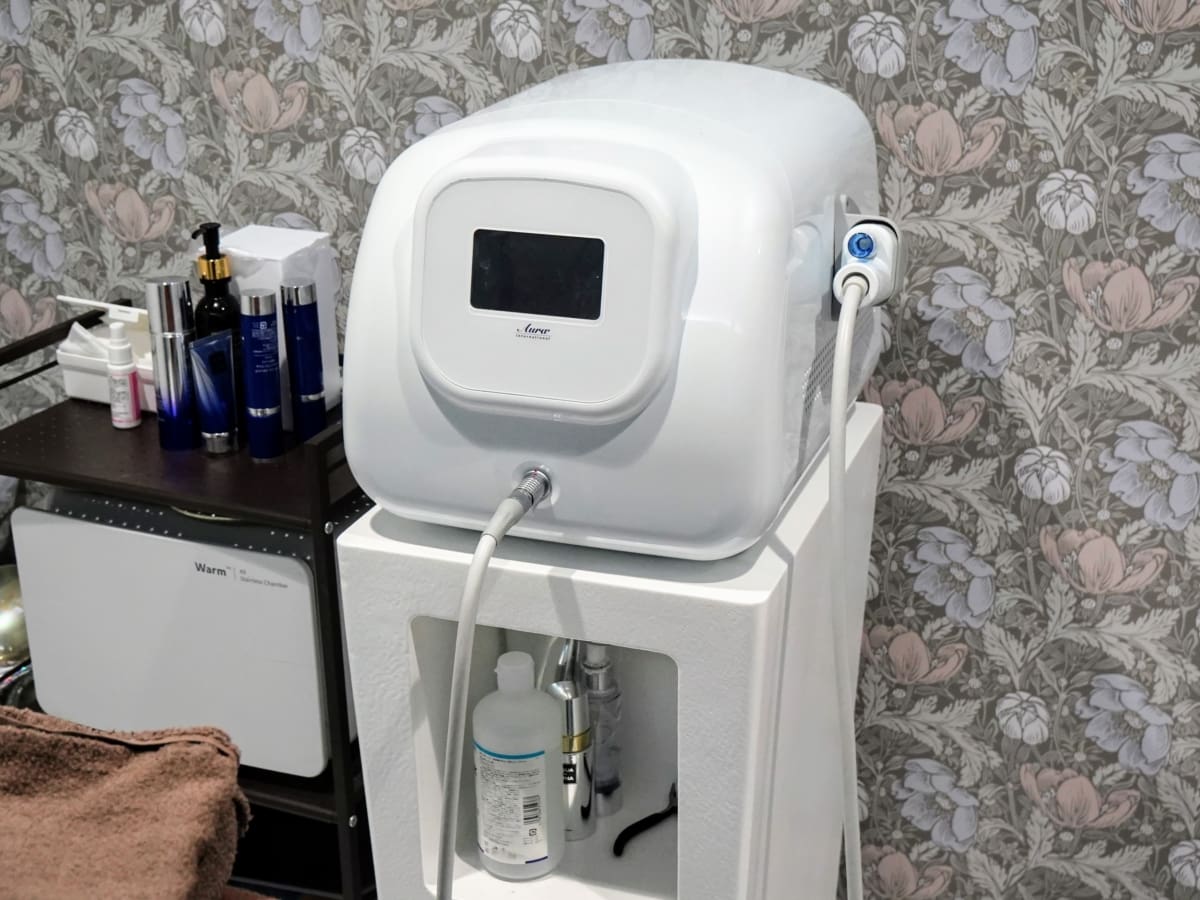 たった15分でツヤ肌に！？ビセント苦楽園で高圧エアー使ったヒト幹細胞