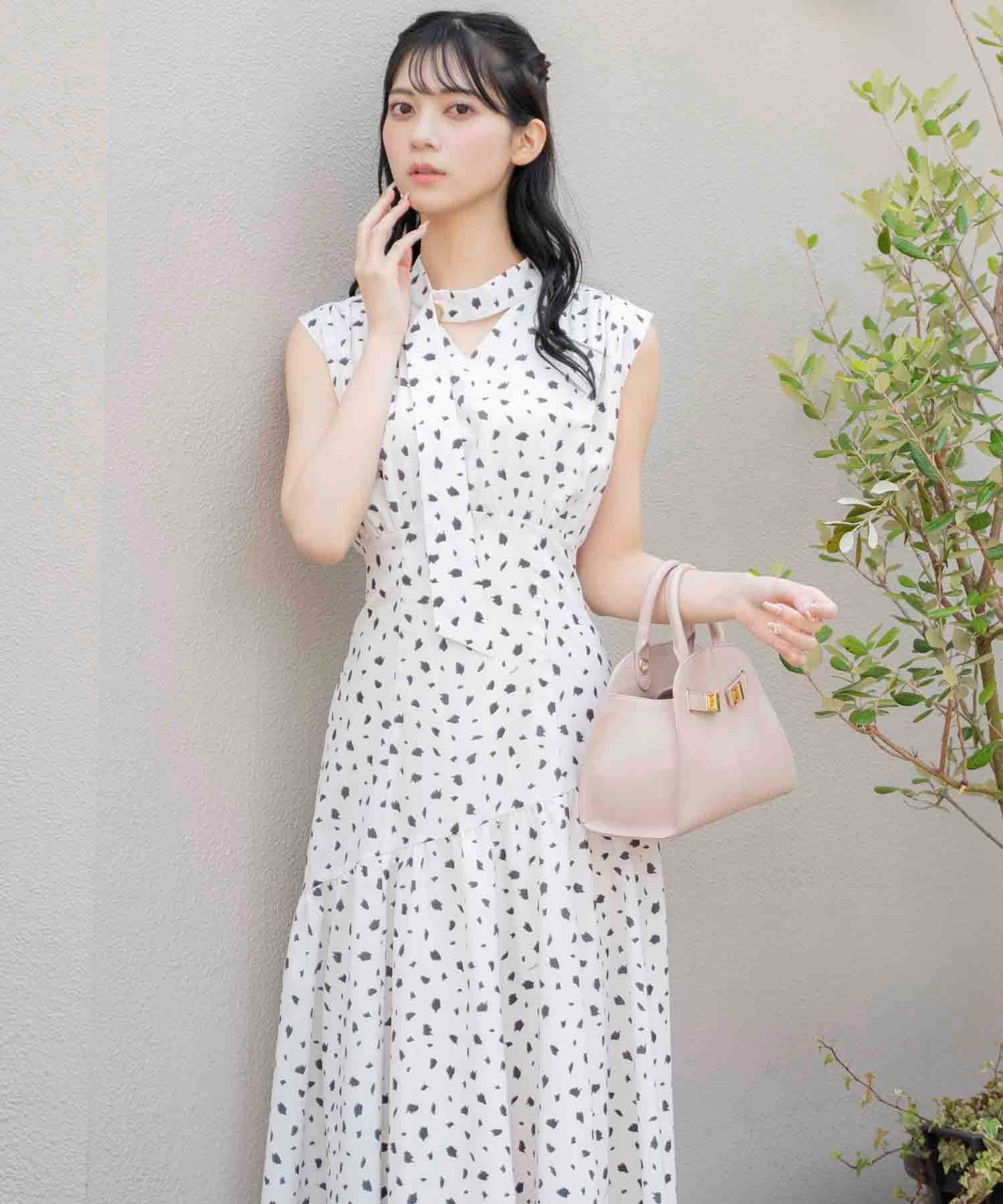 SSサイズあり】デザインドットワンピ | ロングワンピース | NOELA