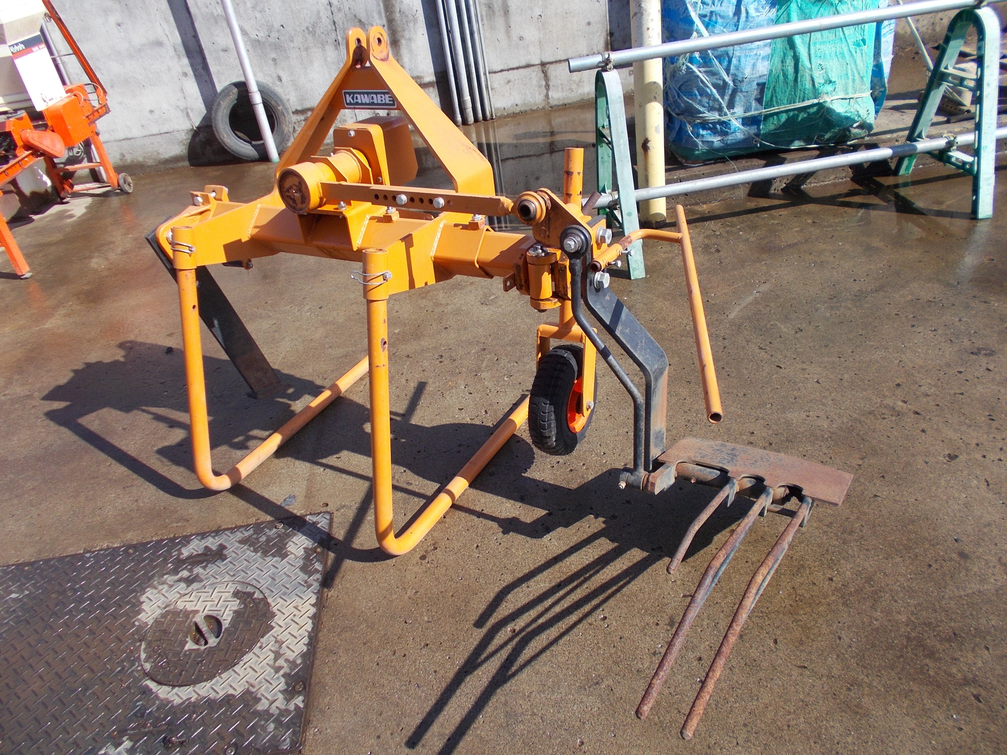 カワベ 中古 ネギ掘取機 N-300 – 農キング