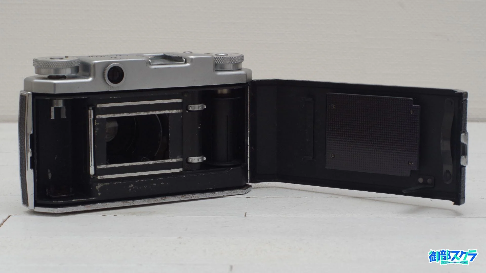 Konica II型 シンプルで良質なレンズシャッターカメラ – 御部スクラ