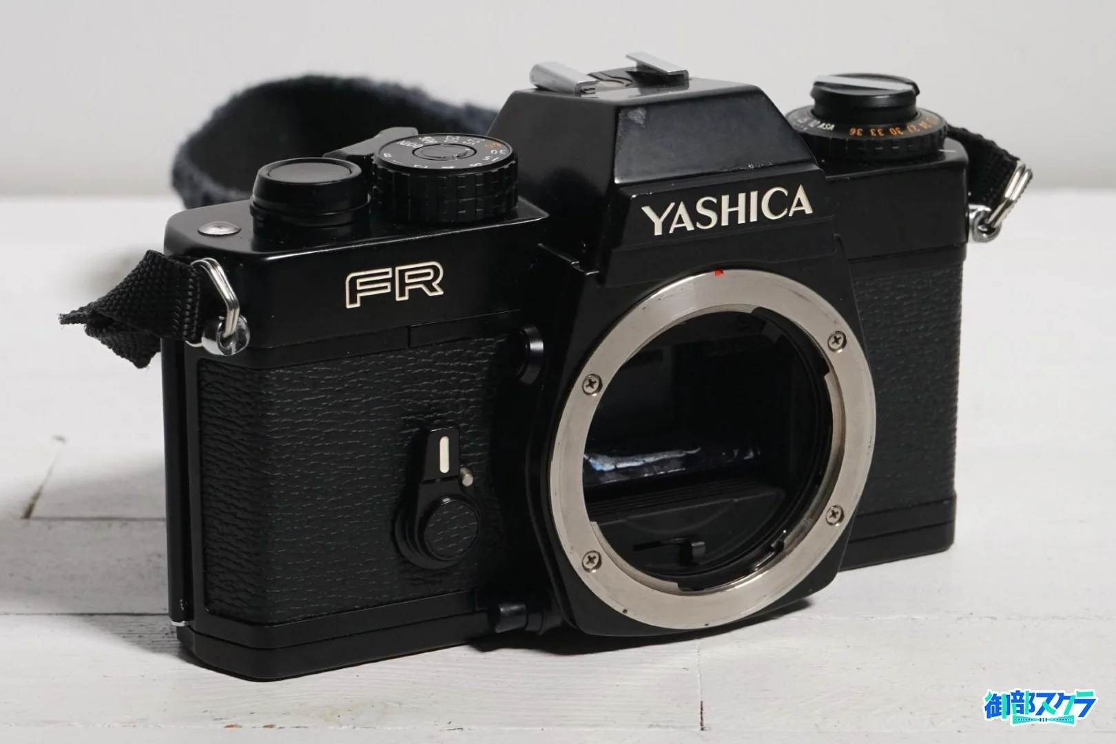 YASHICA FR & DSB 50mm F1.9 紹介と作例 – 御部スクラ バーチャルYouTuber