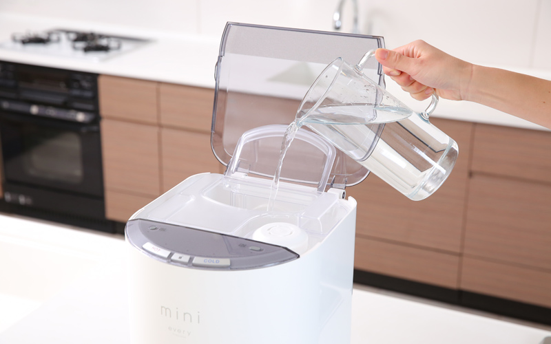 水道水でOK！ この浄水型サーバーが暮らしの中で手放せない理由は