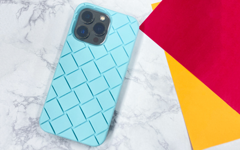 機種変するたびにリピ買いしたくなる「ボッテガ・ヴェネタ」のiPhone