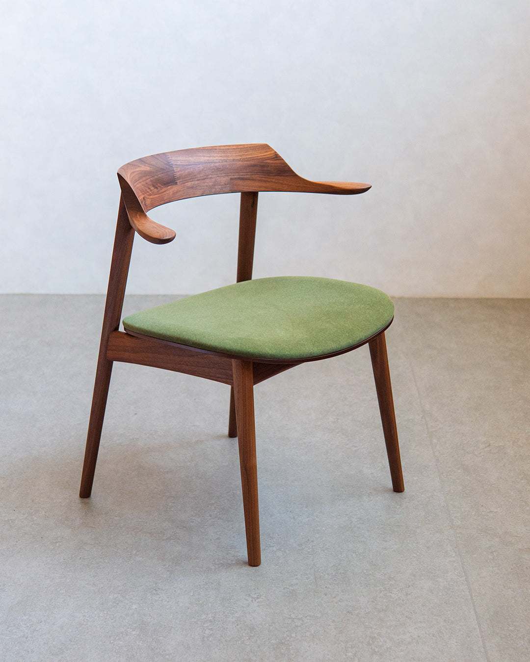 シキファニチア ｜ アーチチェア