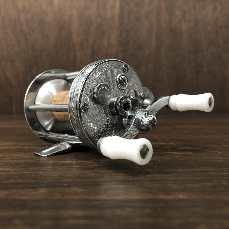 Pflueger Summit Direct Bait Reel Nickel Silver Dead Stock