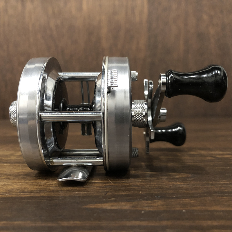 Abu Ambassadeur 4500C Bait Casting Reel 770500 アブ アンバサダー