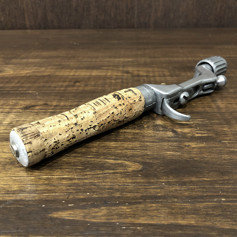 Featherweight Champion Grip All Angle Rod Handle Early Silver Cork