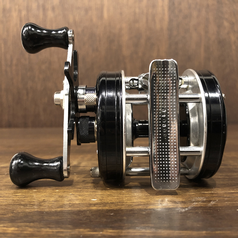 Abu Garcia Ambassadeur 5500 ST Striper Bait Casting Reel 810800