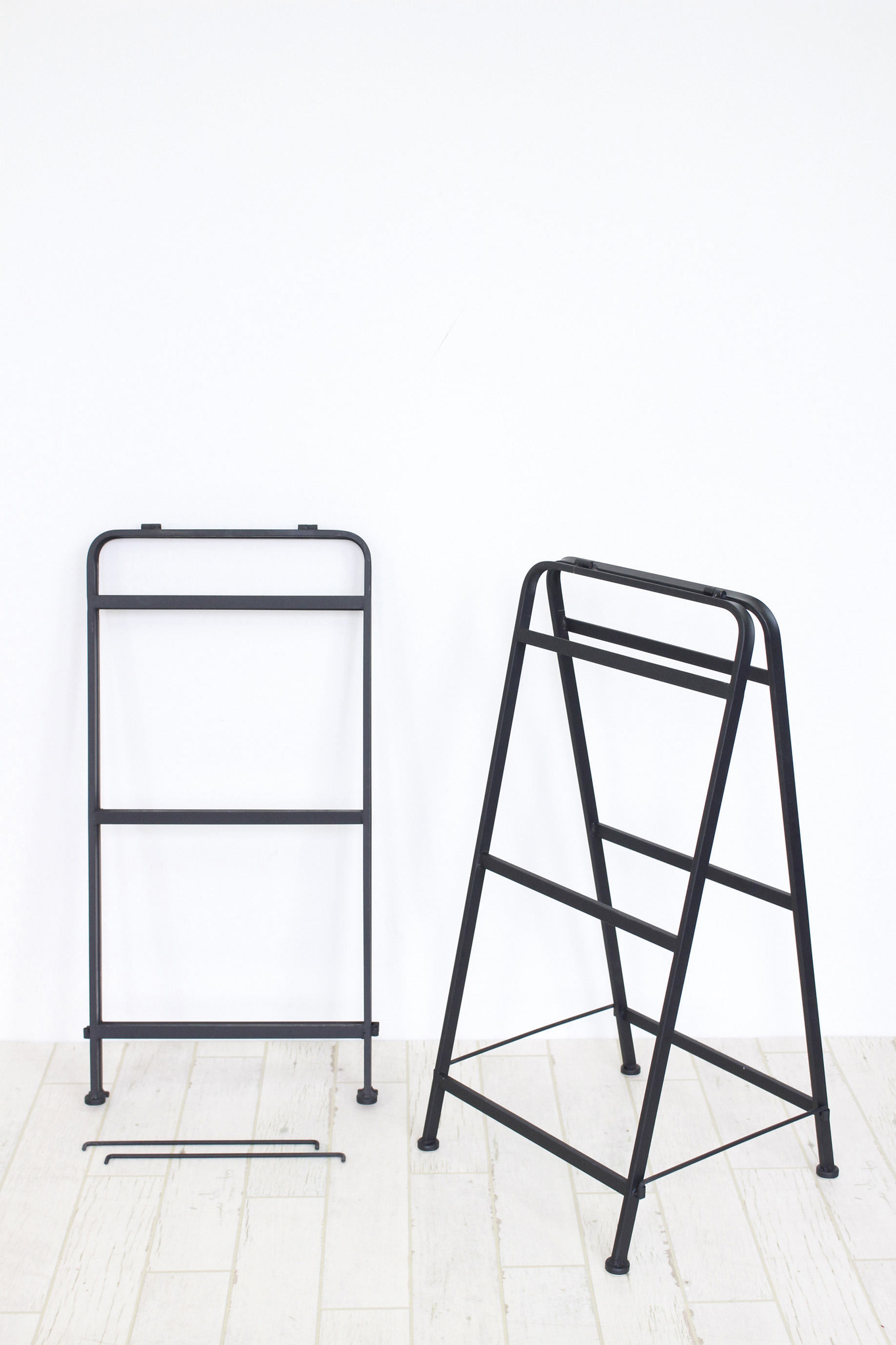 個人宅不可】ｱｲｱﾝﾗｯｸｽﾀﾝﾄﾞLOW: 什器・スタンド・ベース ｜ YDM