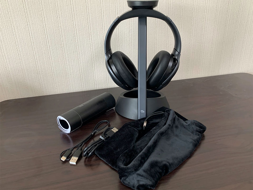 ノイキャン・外音取り込み・充電スタンドありで約1.6万円のBluetooth