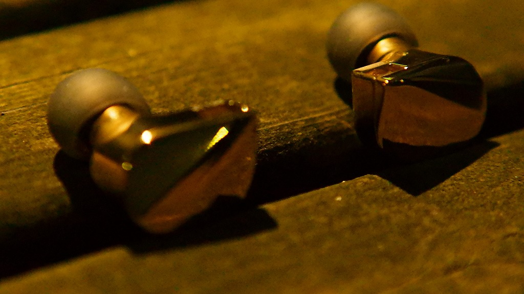 MOONDROP（水月雨） Illuminationレビュー：水月雨における2020年の