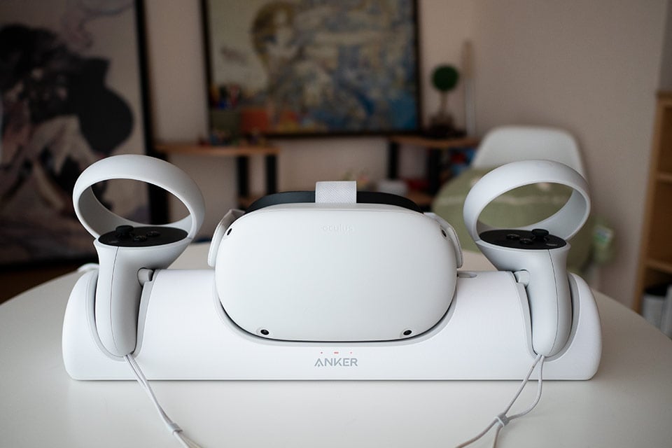 Oculus Quest 2を置くだけ充電！Anker Charging Dock for Oculus Quest