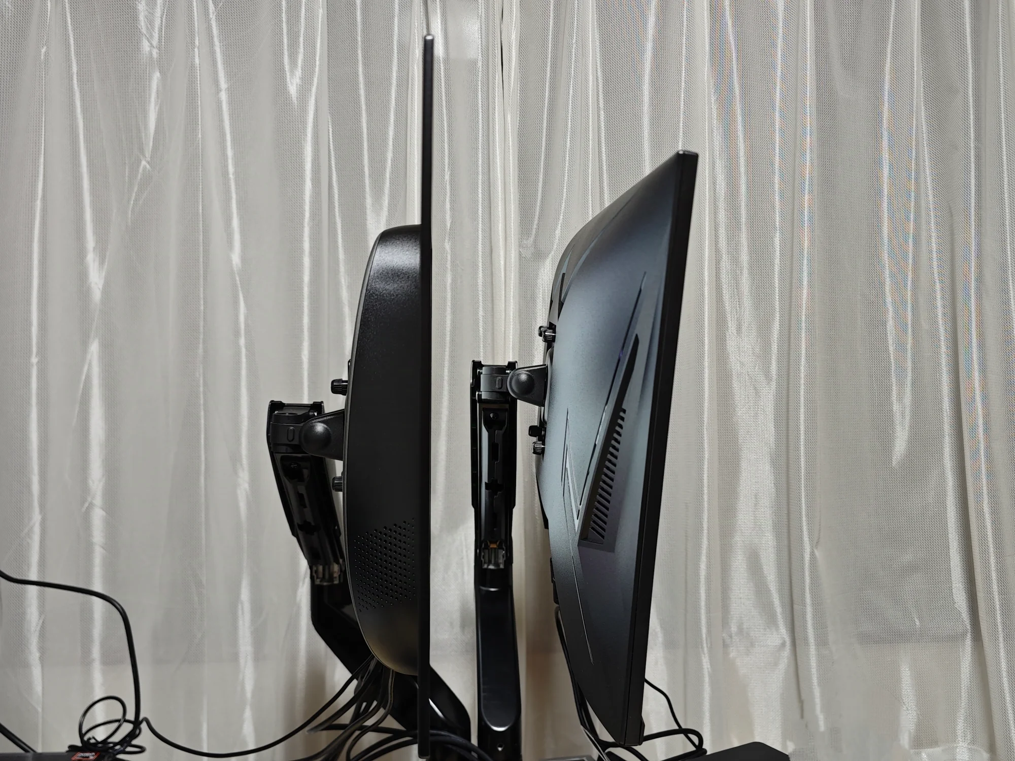 KTC G27P6S レビュー：爆速の応答速度、圧倒的コントラスト！有機EL