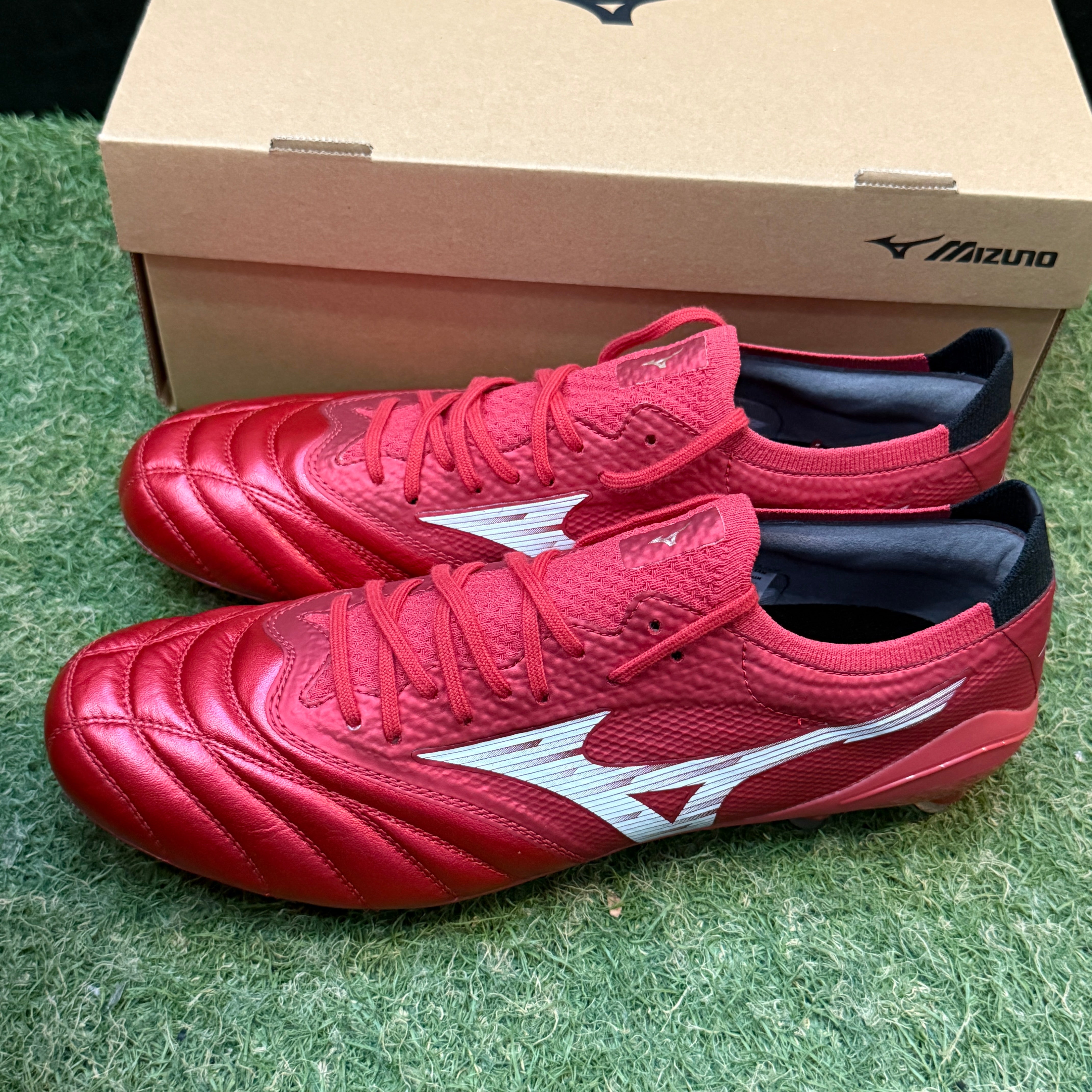 日本未発売 モレリアネオ4 β Elite AG P1GA254360 – 俺の足 サッカー