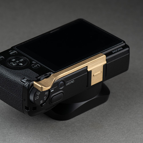 スクエアフード RICOH GR III、IIIX専用｜サムグリップ SQUAREHOOD