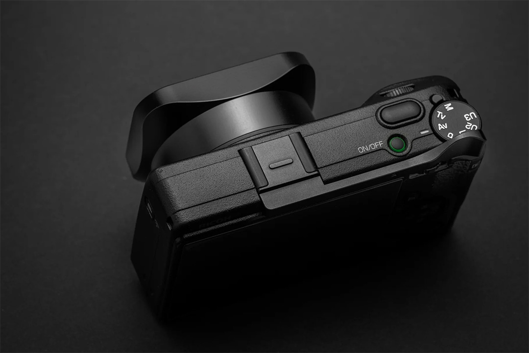 SQUAREHOOD｜スクエアフード RICOH GR III、IIIX専用アルミフード