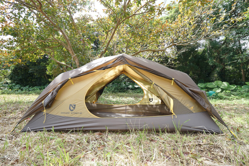 Review：NEMO ダガーストーム2P ドーム型なのに室内が広い！抜群の居住