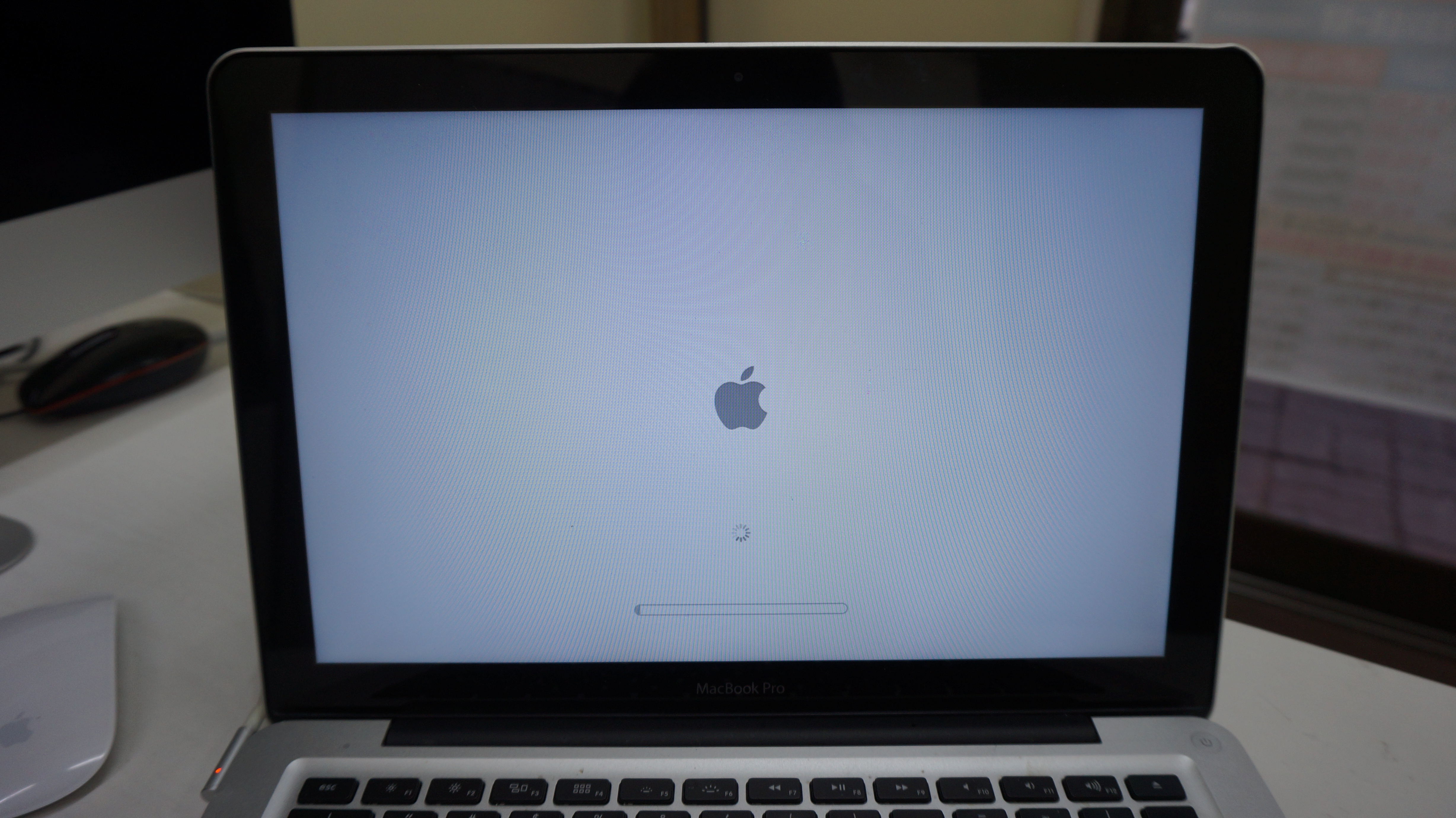 広島Mac修理広島市 リンゴループ起動しない Macbook Pro A1278