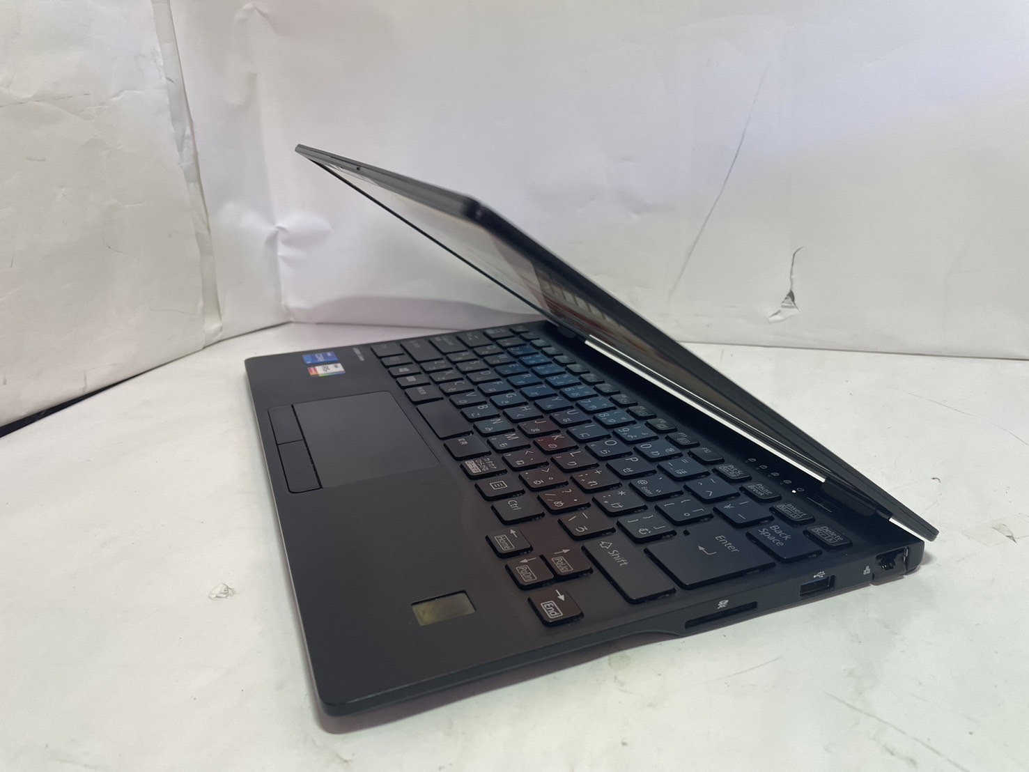 FUJITSU(富士通) LIFEBOOK U9311/F (FMVU34021)の激安通販(詳細情報