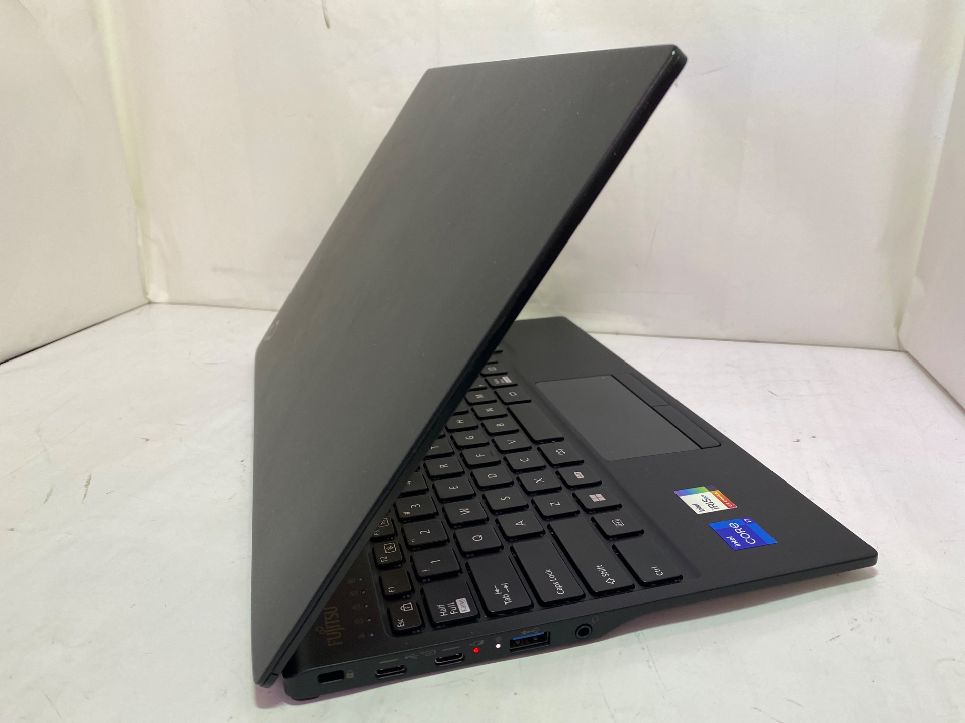 FUJITSU(富士通) 【現状品】LIFEBOOK U9313/N FMVU66088の激安通販