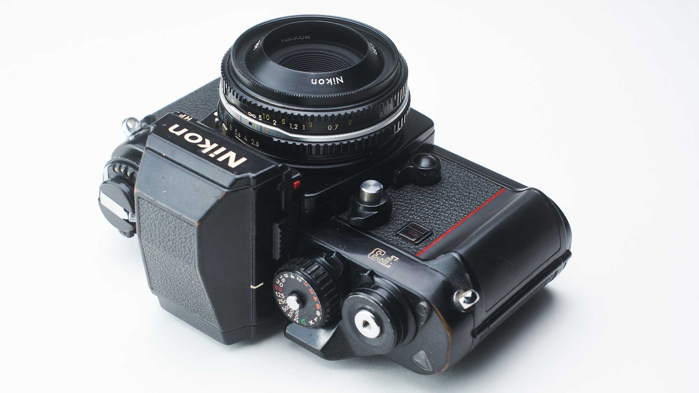 AI Nikkor 45mm F2.8P」の人気の理由はビジュアル系だから？ | 使える