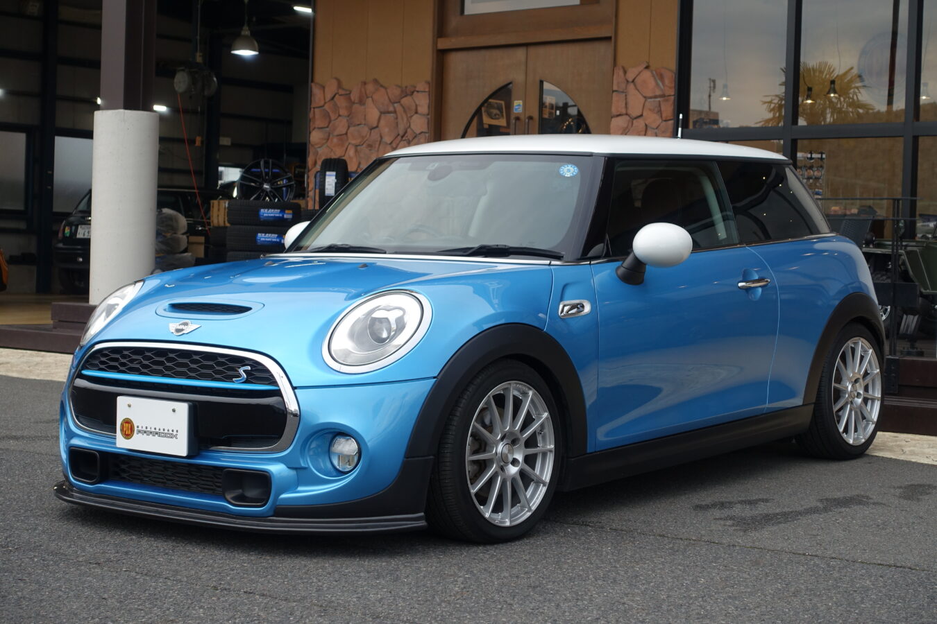 MINI COOPER S】F56 エレクトリックブルー|MINI GARAGE PARADOX
