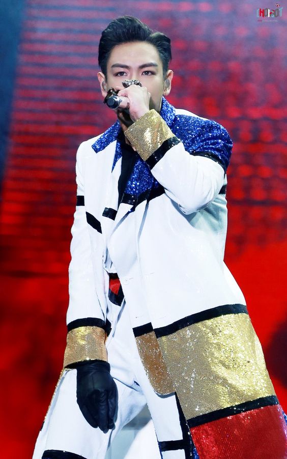 TOPxART 🎨 DOOM DADA 🎤 MONDRIAN 🎨 💐🌹🌷🌺🌸 D-413 #BIGBANG #TOP